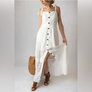 ADELYN RAE White JANELLA Eyelet Maxi Dress Size M BUTTON DOWN
